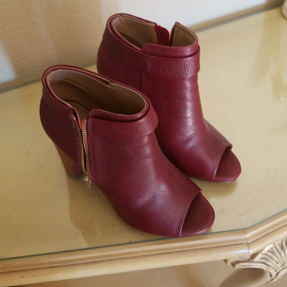 Booties size 8 used couple times